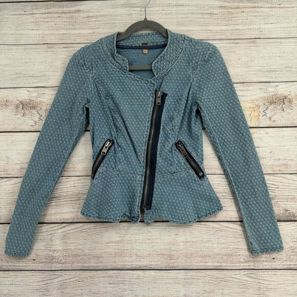 Free People‎ Denim Print Moto Jacket Women's Size 0 Blue Light Wash - Picture 1 of 11
